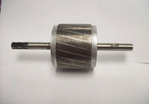 SCREW #8 X 1/2" LONGITUD 304B-01-4239